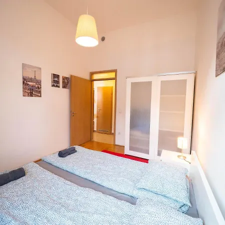 Lejlighed Cozy With Garage At Gozsdu Passage Budapest