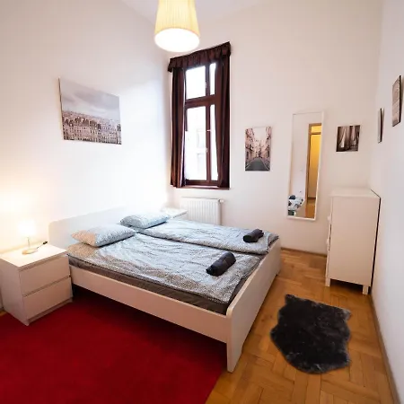 Lejlighed Cozy With Garage At Gozsdu Passage *